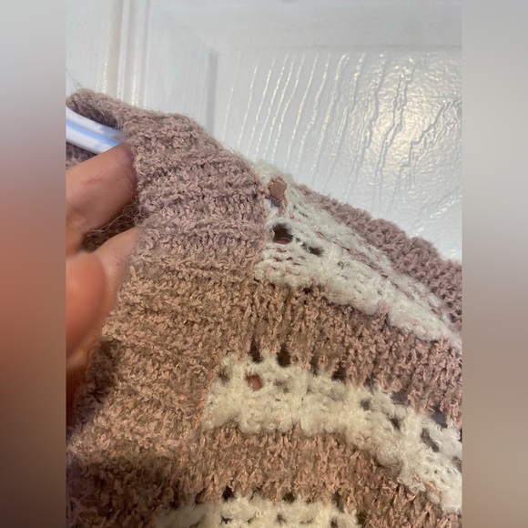 dreamers by debut Ash Pink Striped Knit Sweater Size M/L - Picture 6 of 9